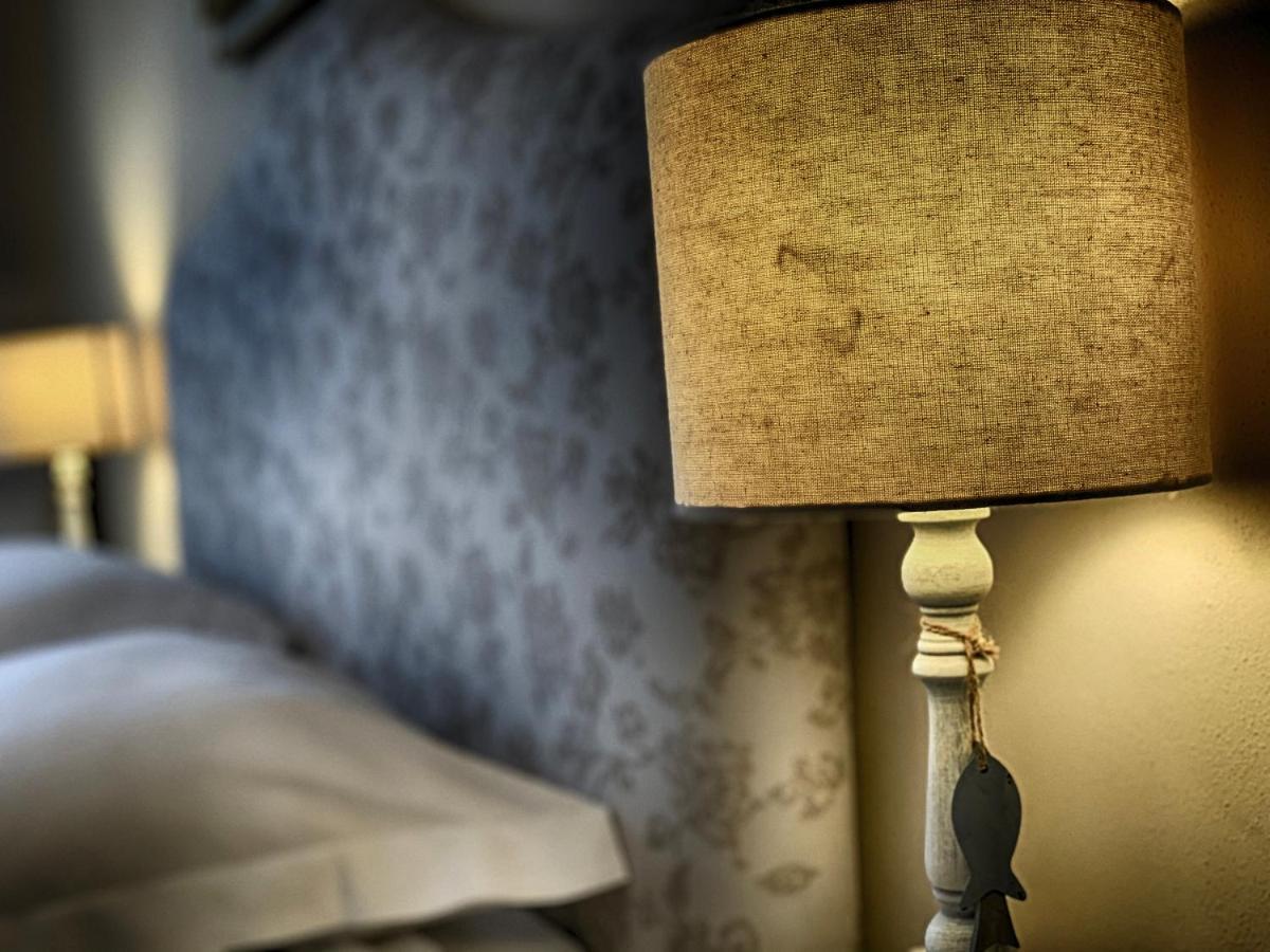 กาซาเล การ์ดินี Guest House โฟยาโน เดลเล เคียนา ภายนอก รูปภาพ