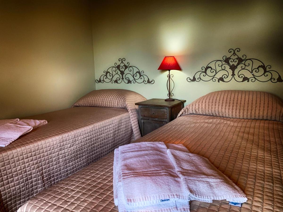 กาซาเล การ์ดินี Guest House โฟยาโน เดลเล เคียนา ภายนอก รูปภาพ